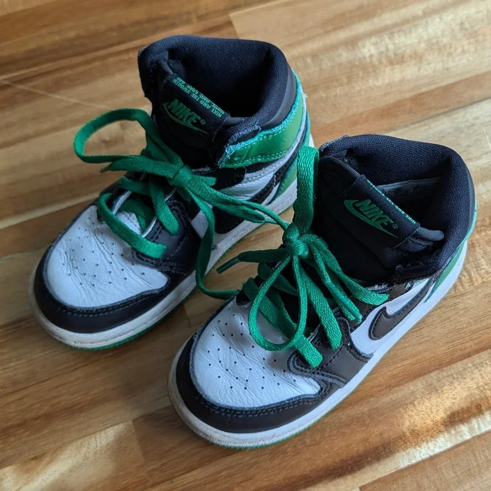 Nike Air Jordan 1 Retro High OG Lucky Green Toddler Sneakers Size 8 Toddler